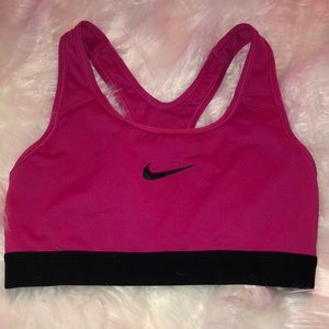 pink nike sports bra